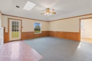 1944 County Rd 401, Alvarado, TX 76009 - Photo 15