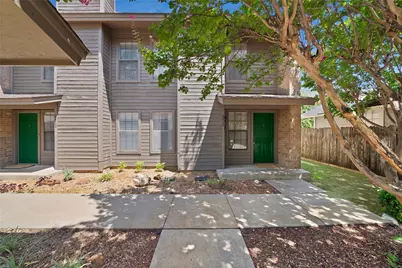 2415 Sanguinet Street, Fort Worth, TX 76107 - Photo 3