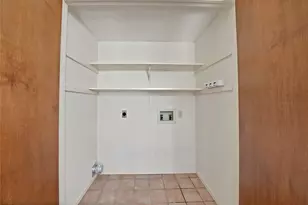 2415 Sanguinet St, Fort Worth, TX 76107 - Photo 11