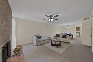 2415 Sanguinet St, Fort Worth, TX 76107 - Photo 5