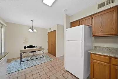 2415 Sanguinet Street, Fort Worth, TX 76107 - Photo 9