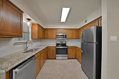 2415 Sanguinet Street, Fort Worth, TX 76107 - Photo 29