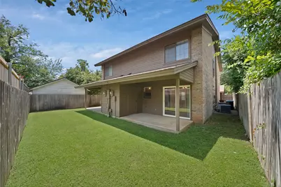 2415 Sanguinet Street, Fort Worth, TX 76107 - Photo 39