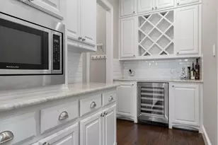 640 Creekway Dr, Irving, TX 75039 - Photo 13