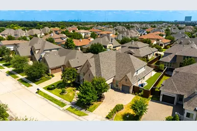 640 Creekway Drive, Irving, TX 75039 - Photo 35