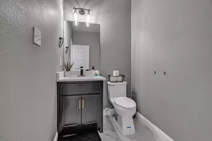 834 Short St, Grand Prairie, TX 75051 - Photo 21