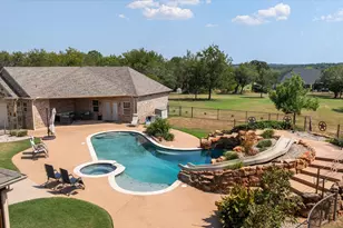 2007 Wigeon St, Granbury, TX 76049 - Photo 33