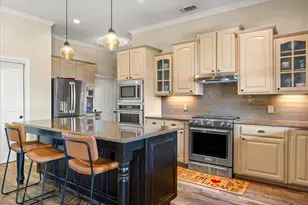 2007 Wigeon St, Granbury, TX 76049 - Photo 11