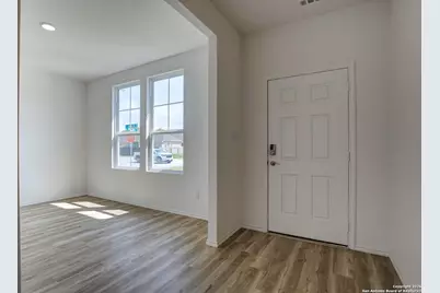 313 Jills Path, Seguin, TX 78155 - Photo 3