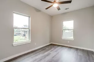 1212 Hulme St, Bowie, TX 76230 - Photo 27