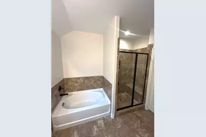 8822 Kiowa Drive, Greenville, TX 75402 - Photo 9