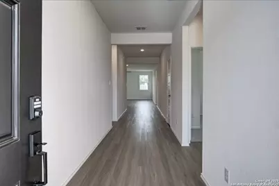 309 Jills Path, Seguin, TX 78155 - Photo 3