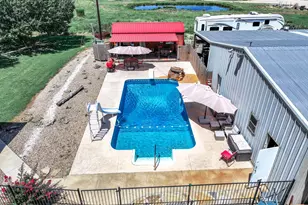 50 County Rd 13200, Blossom, TX 75416 - Photo 9