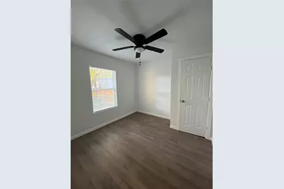 3806 Pine Street, Dallas, TX 75210 - Photo 9