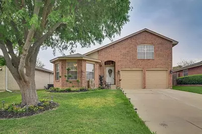 525 Berryhill Drive, Mansfield, TX 76063 - Photo 1