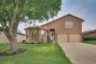 525 Berryhill Dr, Mansfield, TX 76063 - Photo 1