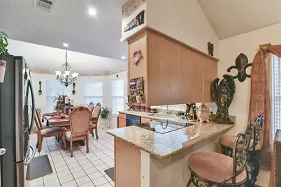 525 Berryhill Drive, Mansfield, TX 76063 - Photo 9