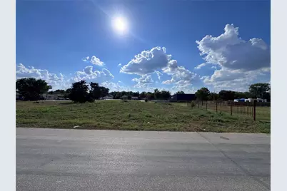 3733 Kolloch Drive, Dallas, TX 75216 - Photo 3