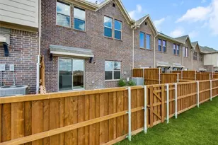 2740 Majesty Dr, Little Elm, TX 75068 - Photo 21