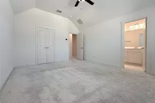 2740 Majesty Dr, Little Elm, TX 75068 - Photo 11