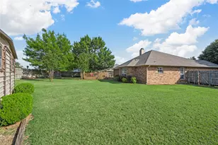 420 Alamo Dr, McGregor, TX 76657 - Photo 23