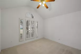 420 Alamo Dr, McGregor, TX 76657 - Photo 15