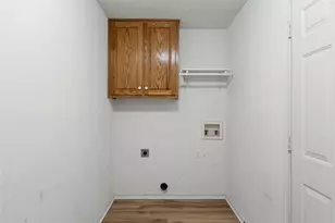 420 Alamo Dr, McGregor, TX 76657 - Photo 11