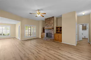 420 Alamo Dr, McGregor, TX 76657 - Photo 5