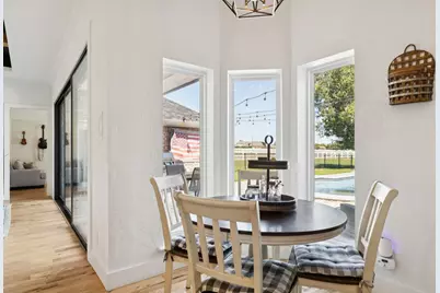 800 Round Hill Road, Fort Worth, TX 76131 - Photo 9