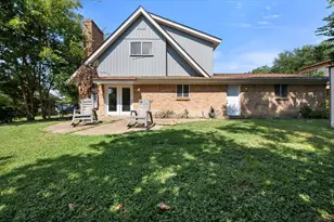 2402 Woodlawn Dr, Ennis, TX 75119 - Photo 17