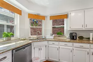 3021 Waterfront Cir, Garland, TX 75042 - Photo 7