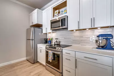2305 Worthington Street #104, Dallas, TX 75204 - Photo 7