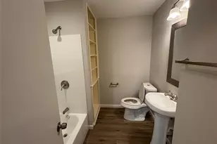 1409 N Highland Ave, Sherman, TX 75092 - Photo 9