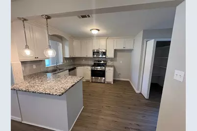 1409 N Highland Avenue, Sherman, TX 75092 - Photo 5