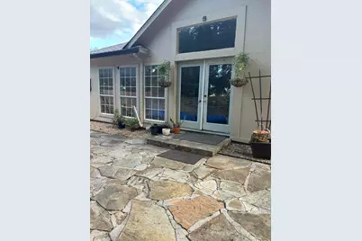 604 Oak Meadow Drive, Grand Prairie, TX 75052 - Photo 21