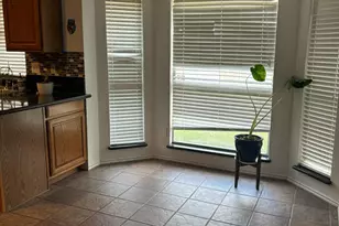 604 Oak Meadow Dr, Grand Prairie, TX 75052 - Photo 7