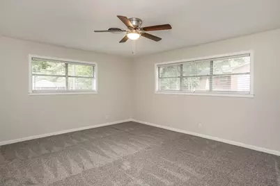 402 Melody Lane, Gainesville, TX 76240 - Photo 31