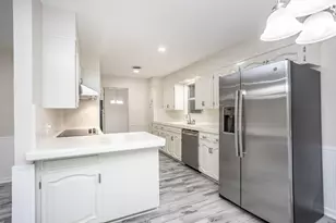 402 Melody Ln, Gainesville, TX 76240 - Photo 11