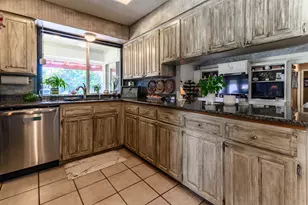 1029 Springfield St, Mansfield, TX 76063 - Photo 7