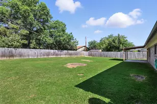 1028 Bryant St, Benbrook, TX 76126 - Photo 23