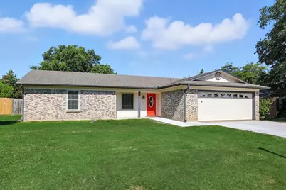 1028 Bryant Street, Benbrook, TX 76126 - Photo 1