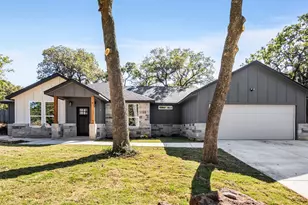 431 Oakhill Dr, Denton, TX 76201 - Photo 1