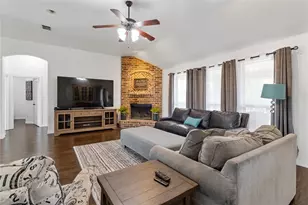 5965 Feather Wind Way, Fort Worth, TX 76135 - Photo 11