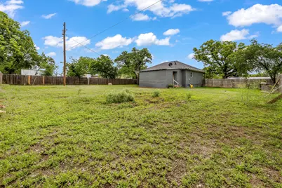 506 W 2nd Street, Cisco, TX 76437 - Photo 29