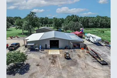 5608 Hwy 82, Blossom, TX 75416 - Photo 3