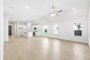 2512 Brandi Ln, Corinth, TX 76210 - Photo 19