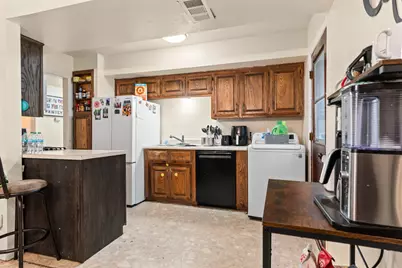 4312 Greenbriar Drive, Bellmead, TX 76705 - Photo 7