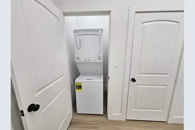 808 W 10th Street, Dallas, TX 75208 - Photo 11