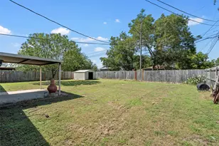 409 Delview Dr, Lacy Lakeview, TX 76705 - Photo 21