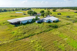 2101 Alsdorf Rd, Ennis, TX 75119 - Photo 37